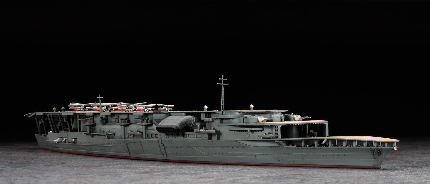 日本航空母艦 赤城 “三段甲板” | 株式会社 ハセガワ 