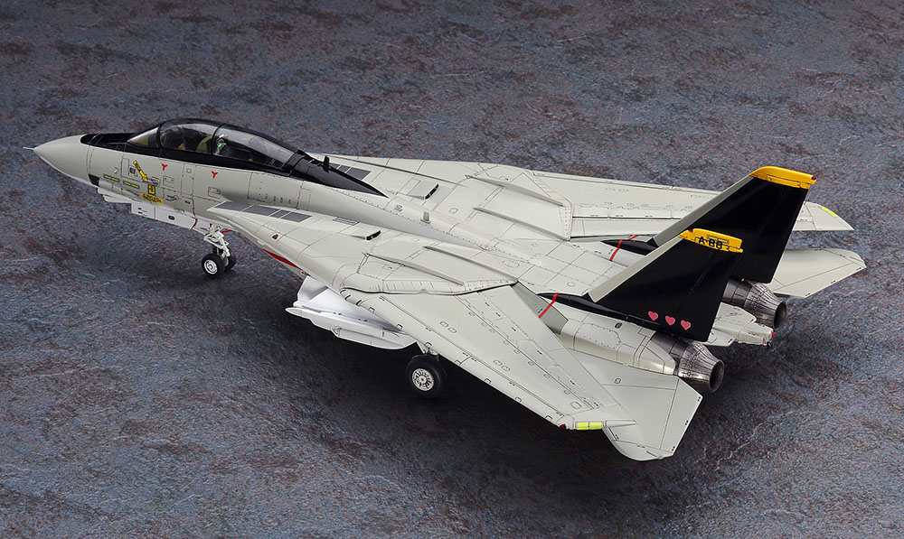 エリア88」 F-14A トムキャット “ミッキー・サイモン” | 株式会社 ハセガワ