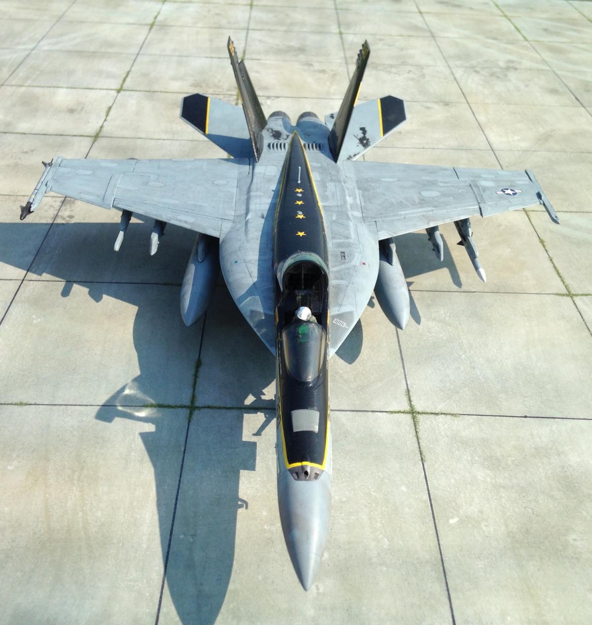 F/A-18Eスーパーホーネット | 株式会社 ハセガワ
