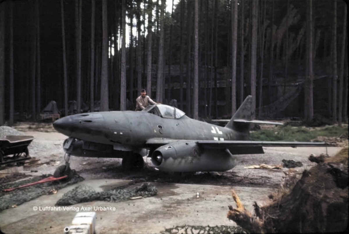 メッサーシュミット Me262 A-1 ジェット戦闘機 | 株式会社 ハセガワ
