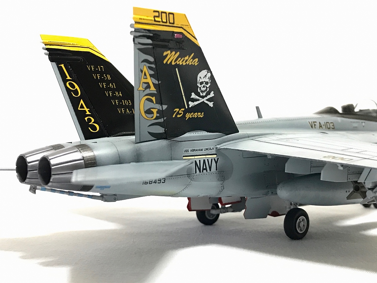 ☆米軍実物　イスラテックス　CWU 45P VF-103 ジョリーロジャース☆ 米軍実物 イスラテックス CWU 45P VF-103 ジョリーロジャース